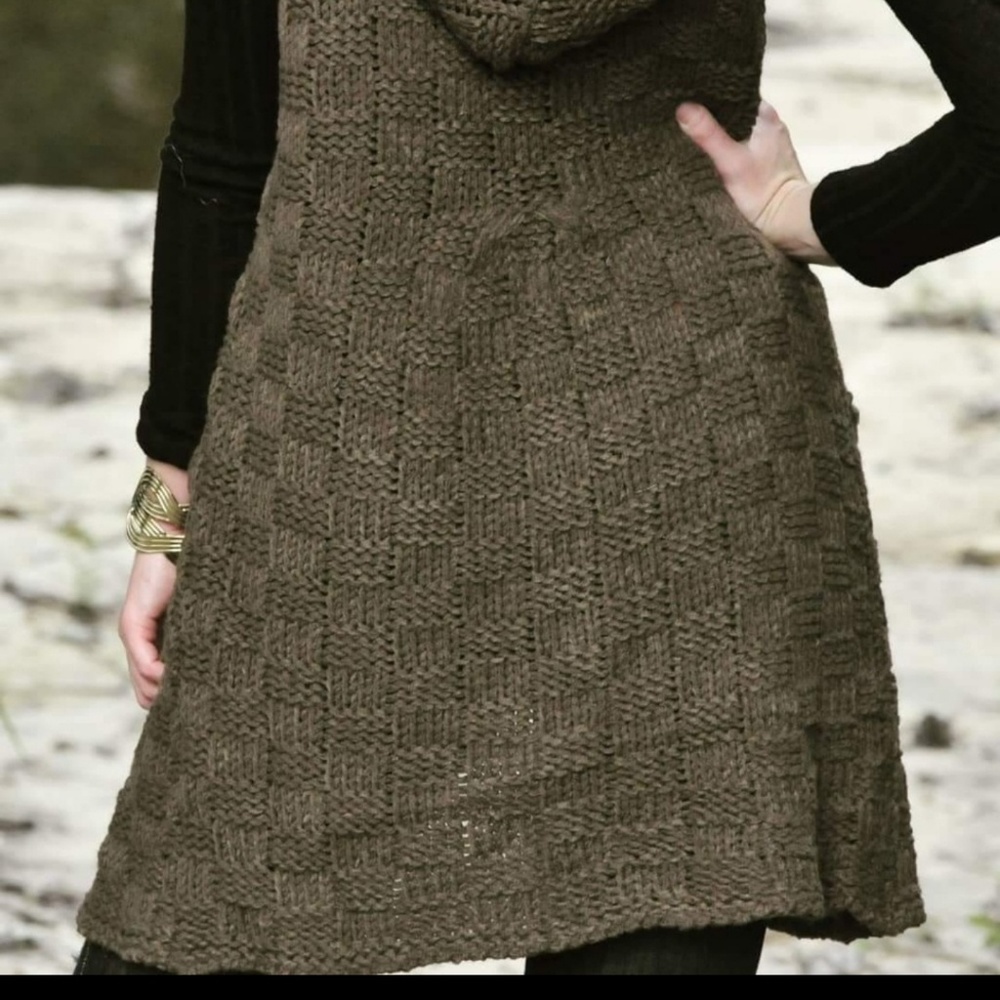 Last One! NWT Fur Trim Hooded Sweater Vest - Picture 3 of 4